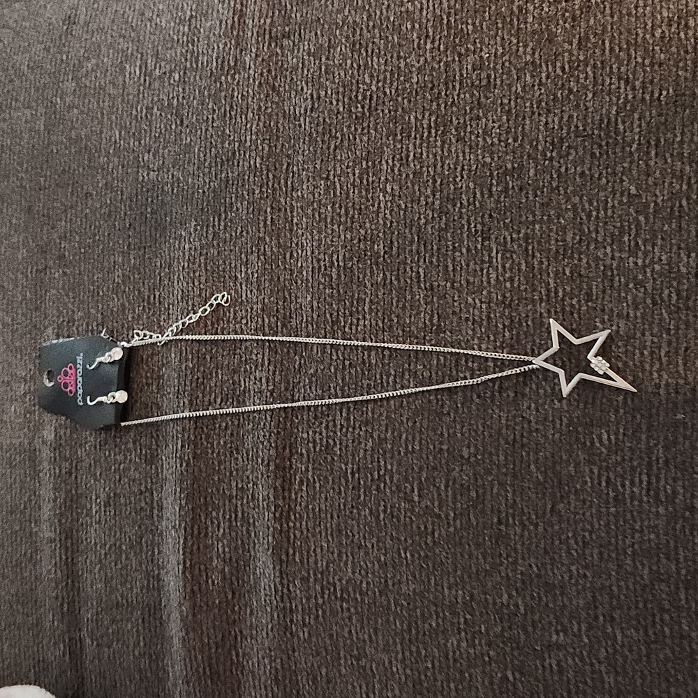 Paparazzi Light Up The Sky Necklace